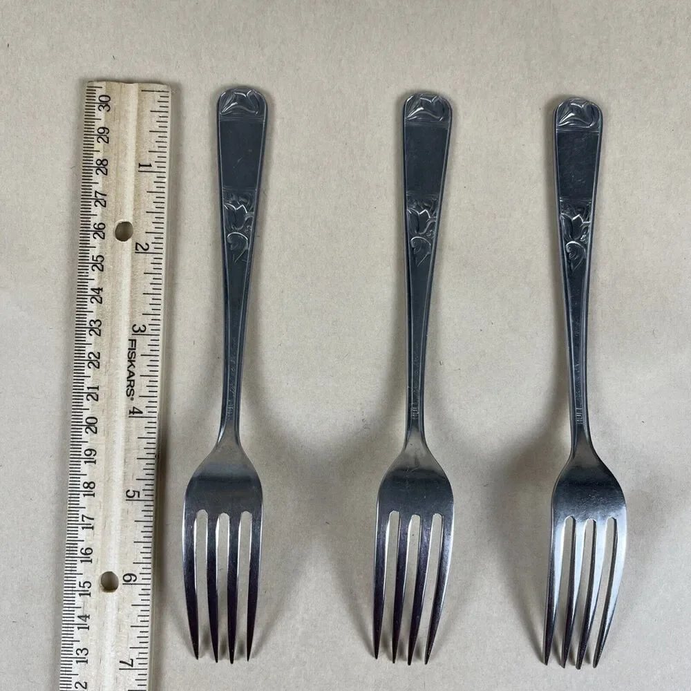 VTG HULL Lifetime Deluxe 